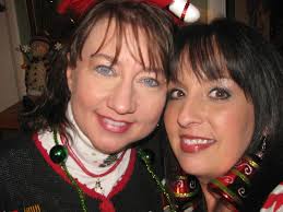 Shout out to our very own Rhonda of HTE: Women's Squared Circle! She was at  tonight's Dynamite! Show her some love everyone! 🥰❤️😍