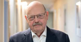 Peter Boström valdes enhälligt till ordförande för stadsstyrelsen i  Jakobstad