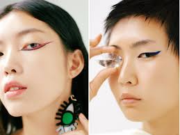 Update video on how to achieve a perfect winged eyeliner! Eye Makeup Tips For Monolids Eyeliner Allure