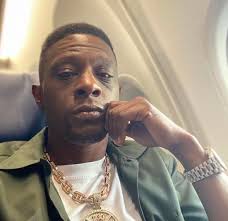 Previously known as lil' boosie, a native of baton rouge whose rap career was supported by ugk's pimp c. Boosie Tweets He S Tired Of Seeing Women With Plastic Surgery Sister2sister