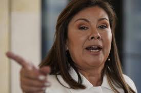 Presidente Petro: 'Los grandes temas de corrupción no están siendo  investigados. Hay que conversar con la Fiscal'