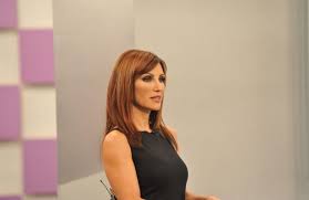 Η βίκυ χατζηβασιλείου για την τηλεόραση. Kolafos Gia Ton Alpha Ellados H Bikh Xatzhbasileioy