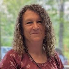 Maggie Holman (@runjumpjive)