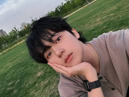 Happy birthday to our 4th gen IT boy, our Yeonjunie 💙🎉