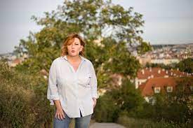 Příští rok budou dle schillerové investice za 189 miliard korun, nejvíc za 20 let. Fast Confession Minister Of Finance Alena Schillerova When Babis Makes Me Mad I Ignore His Messages Luxury Prague Life