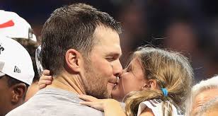 A video of tom brady kissing his son jack went viral. Tom Brady Gives Daughter Vivian A Kiss After Super Bowl Win 2019 Super Bowl Celebrity Babies Gisele Bundchen Tom Brady Vivian Brady Just Jared