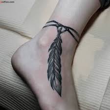 Feder tattoo bedeutung und vorlagen feathertattoos watercolor. 1001 Ideen Und Inspirationen Fur Ein Cooles Feder Tattoo