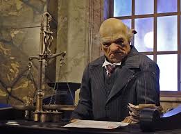 A Peek Inside Harry Potter And Escape From Gringotts Universal Orlando Universal Orlando Resort Theme Parks Rides