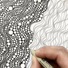 45 super cool doodle ideas you can really sketch anywhere griffonnages dessins zentangle dessin abstrait cheval wee couleur