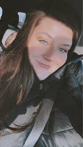 does anyone know if Clare is shutting the whole road down tomorrow for the  parade? Or only closing one half of the side like they did last year?