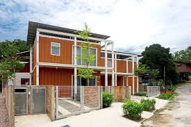 My kontena diuruskan oleh kumpulan syarikat ecotec synergy. Malaysian House Made From Shipping Containers Exudes Traditional Charm The Star