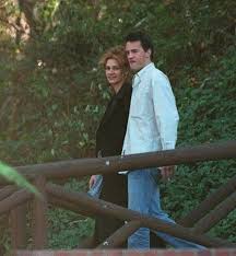 Matthew perry apparently wrote julia roberts a paper on quantum physics so she'd go on friends. showrunners said roberts and perry had a lot of chemistry on set series cocreator marta kauffman told thr, getting julia roberts was incredibly exciting. Matthew Perry And Julia Roberts Friends Addiction Facebook