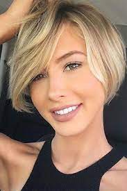 A Short Bob Above The Chin Bobs For Thin Hair Bob Hairstyles For Fine Hair Short Bob Haircuts
