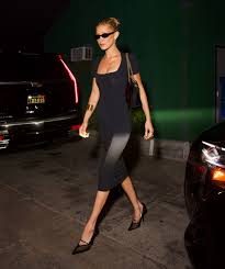 Hailey Bieber, Kylie Jenner, and Bella Hadid Demonstrate Three Different  Ways to Style Girls Night Out | Glamour