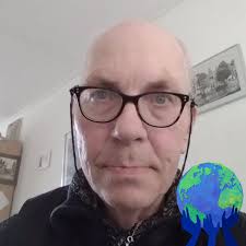 If your Guitar could speak...??? Does it have a story?  #freestylinglifeitself