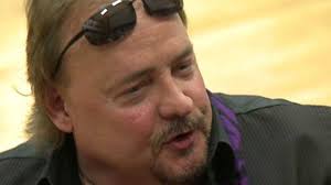 Walk This Way": Man inspires kids through motivational speaking