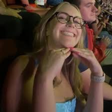 Giuliana Roisenzvit and Hayden Kollerbohm's Wedding Website