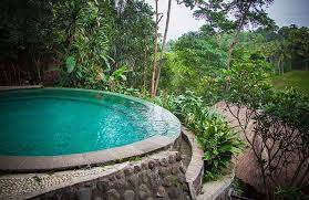20 idees de piscines a debordement pour vous inspirer idees piscine piscine a debordement piscine maison piscine moderne