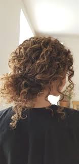 Curly Hair Hochsteckfrisur Fur Die Hochzeit Meiner Schwester Danke Nicole Drege Source By Laneykat C Curly Hair Styles Naturally Hair Looks Hair Inspiration