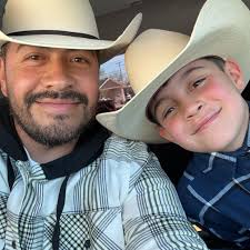 Anybody know of some charters for big cats that I can do around here? I'm  down here for work and I'm staying in Carlsbad. I don't mind driving a  couple of hours