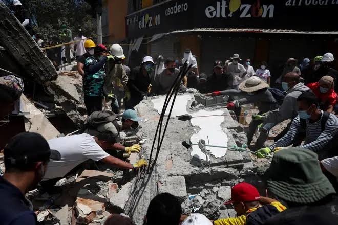 King and Queen 'dreadfully saddened' by deadly Colombia earthquake | LBC