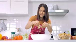 Resep petai dan jengkol kalau kamu si penyuka petai dan jengkol, nasi putih ketemu masakanmasakan ini jadinya surga~. Menu Hari Ini Tauco Tahu Udang Rendang Jengkol Dan Ayam Pandan Food Fimela Com