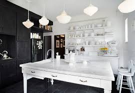 black and white kitchens: ideas, photos