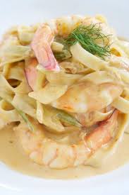 Aggiungete gli scampi e i due cucchiai di panna e fate cuocere ancora per 3/4 minuti, gli scampi non devono stracuocere se no diventano gommosi. Pasta Scampi E Panna La Ricetta Di Pasta Con Panna It