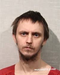 Tyler Voris's Instagram, Twitter & Facebook