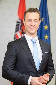 Zuvor sind wieder die richter am wort. Gernot Blumel Wikipedia