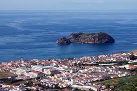 With an enviable spot amid positano's old streets, yet moments from the shore, villa franca is a peaceful haven in the heart of the action. Ilheu De Vila Franca Do Campo Wikipedia