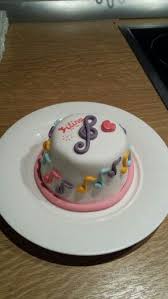Ich backe, lache, lebe und liebe hier. Torte Mit Noten Motivtorten Kommunion Torte Backen