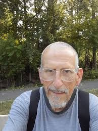 Larry Hanlon's Instagram, Twitter & Facebook