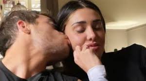 Llevo tu luz y tu olor x donde quiera que vaya. Belen Rodriguez E Il Fidanzato Il Gossip Di Alessi Lui E Pazzo Anche Di Lanostratv