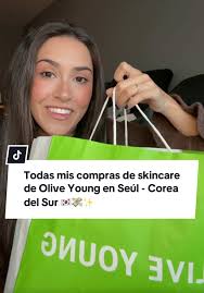 Yo intentando ser responsable.. y luego entrando en @OLIVE YOUNG Global en  Seúl, todo era absolutamente necesario (más o menos, vale?)🤣 #SkinCare  #seul #coreadelsur #oliveyoung #haulskincare