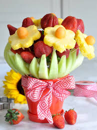 Buy dried edible flowers at low prices for an affordable way to stay refreshed. Cooking With Manuela How To Make An Edible Fresh Fruit Bouquet
