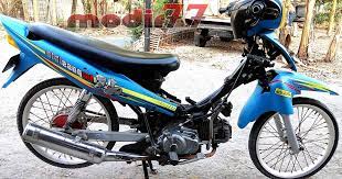 Kali ini motoblast akan membuatkan modifikasi striping untuk yamaha new jupiter mx 13 warna hitam atau putih dengan tema hitech untuk inspirasi terbaru para rider new jupiter mx 135 di indonesia. 47 Konsep Terbaru Modifikasi Jupiter Z 2006 Warna Biru