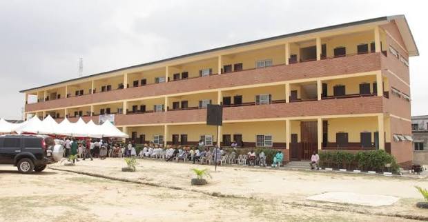 The Lagos - The 18 Classroom Block at Ayedere Ajibola Senior High School,  Ketu-Lagos, built by the Lagos State Government and commissioned by the  Governor, Mr. Babatunde Fashola, SAN on Tuesday, March