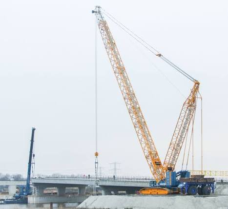Terex American Stinger 2800 Truck Crane