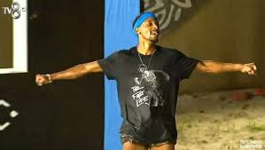 Babasının adı victor alphonso tallarico, alman ve i̇talyan kökenli. Survivor Steven In Kullandigi Wakanda Forever Nedir Wakanda Ne Demek Ne Anlama Geliyor Sayfa 2 Medya Haberleri