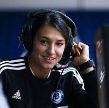 Este recordmenă all time a campionatului european, la acest capitol. Cristina Neagu Mit Bildern Handball