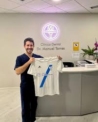 Dentista Manuel Torres Torres