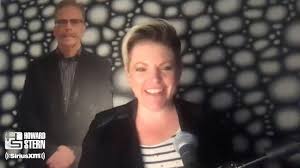 Yes howard sterns cast member the one the only beetle juice stop by the dizzy bulldog in hockessin de friday, march 27, 2010, early this morning there wasn't any riots just plenty of laughs. Audio Howard Debuts Beetlejuice S Latest Hip Hop Song Howard Stern