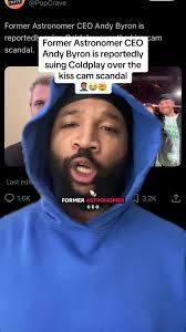 Phillie Phanatic Coldplay Kiss Cam