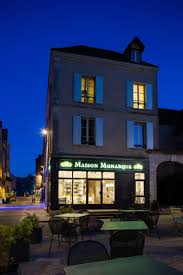 Hotel De Charme Spa Restaurant Centre Chartres Le Grand Monarque Proche De La Cathedrale Hotel Hotel De Charme Salon De The