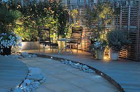 The disadvantage of this is the double penthouse home, it is only equipped with a rooftop terrace, with no spaces. Light Time Landscape Nulty Lighting Design Consultants