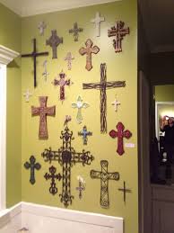 The larger one in back measures 10 wide. Decorative Crosses Home Decor Homedesign Homecreativa Homedecor Decoration Cross Wall Decor Cross Wall Art Crosses Decor