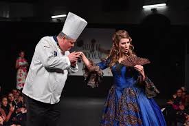 Le Salon Du Chocolat De Bruxelles Accueille Des Mannequins Vetus De Chocolat Soirmag