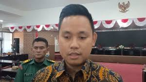 Warga Kendal Kesulitan Bekerja di KIK, Bupati Dico Minta Warga Meningkatkan  Skill dan Kompetensi