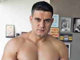 Ator pornô que gravou com Juninho Alecio gera polêmica: Tenho fetiche em  ser um deus